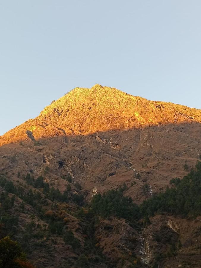 Rrr Resorts Tirthan Valley By Rrr Hotels & Resorts Banjar Exterior photo